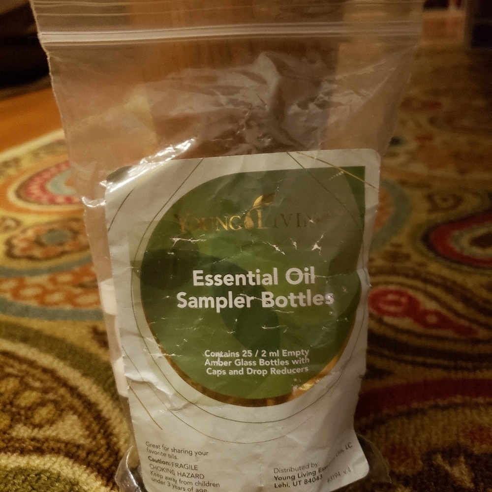 YL EO sample bottles